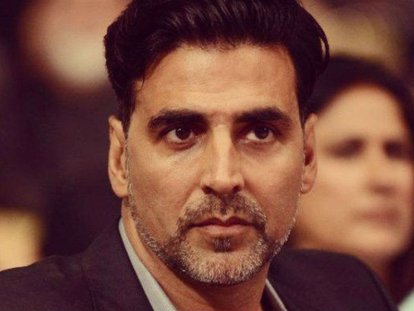 Many Defended Akshay Kumar