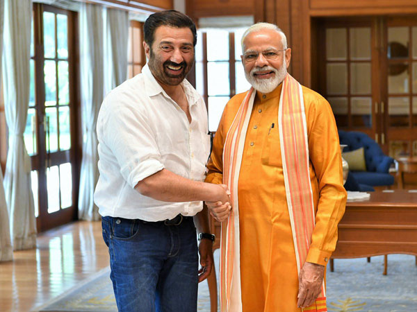 Sunny Deol Narendra Modi Sunny Deol Narendra Modi