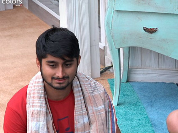 Deepak Got Afraid & Apologised