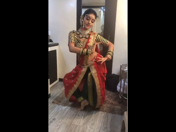 A User Asks Who Is She To Comment On Deepika’s Dance
