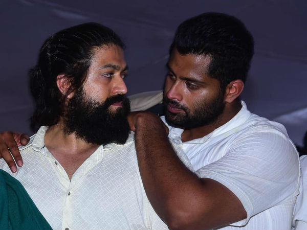 Yash Consoled Him