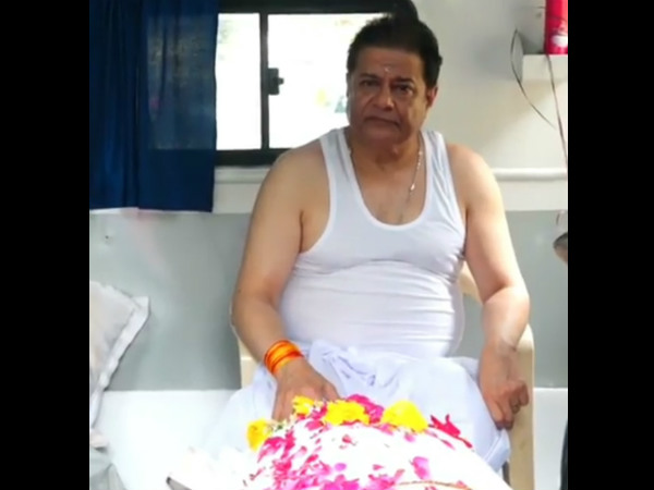 Anup Jalota's Mother Passes Away