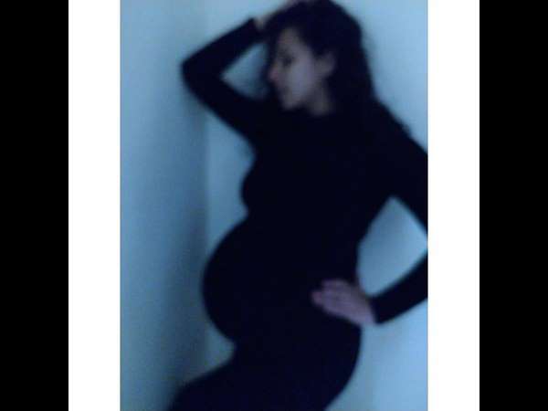 Sruthi Announces Pregnancy