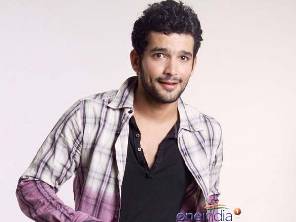Diganth Joins Puneeth Rajkumar’s Yuvaratna Diganth Joins Puneeth Rajkumar’s Yuvaratna