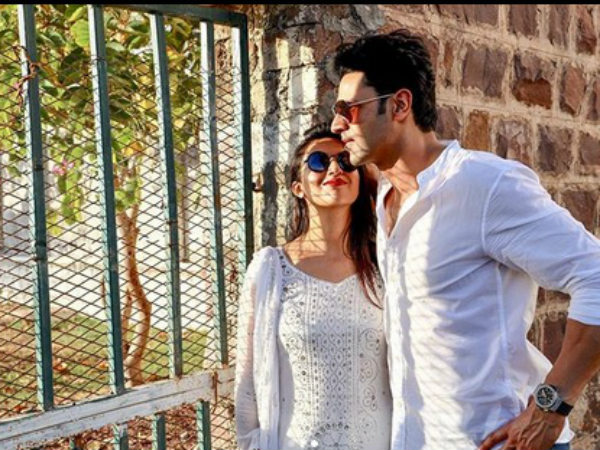 Vivek’s Adorable Wish For Divyanka On Their Anniversary