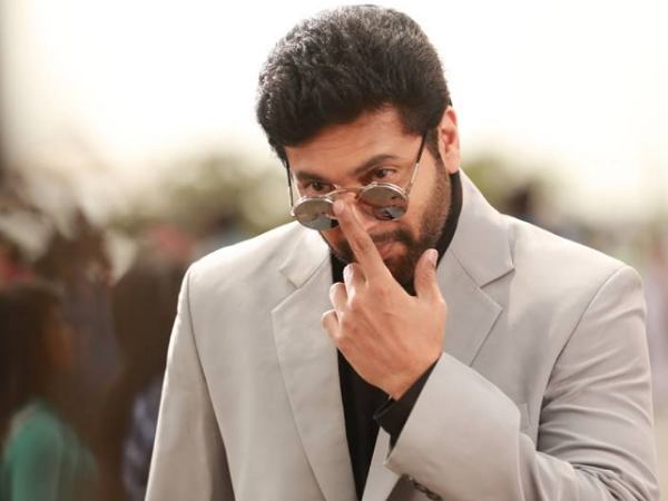Naveen Rajasekar @tisisnaveen