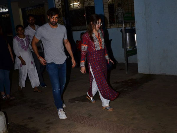 Mohit Attends Vidya’s Funeral
