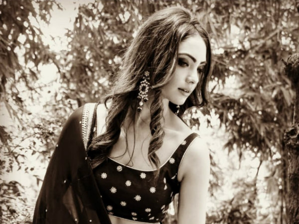 Pooja Suffers Severe Injury