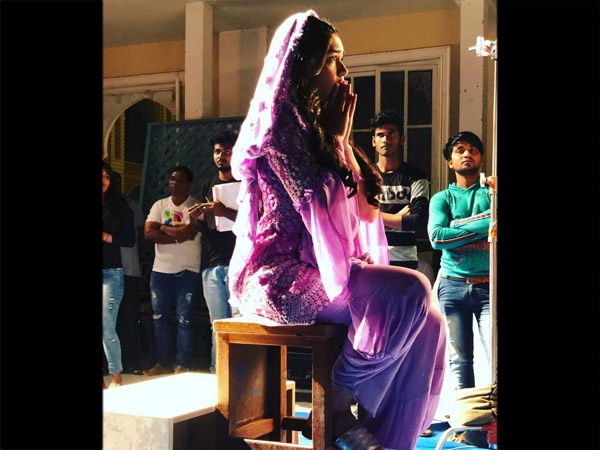 Eisha Singh Shoots Despite Illness