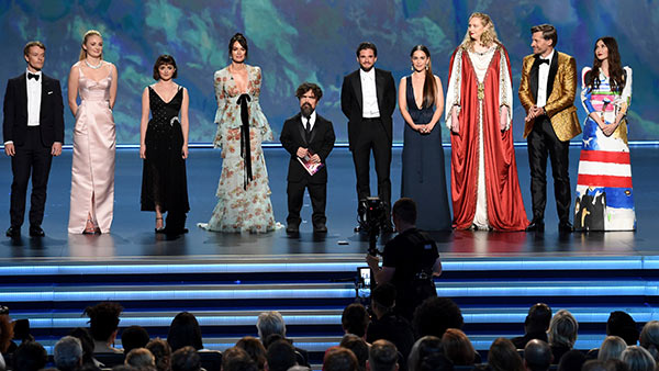 A Sweet Tribute To The Cast