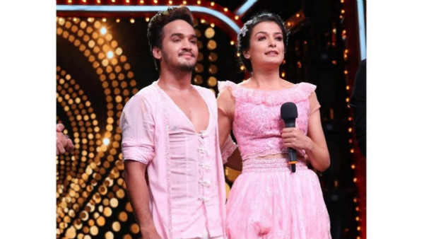 The Actor Didn’t Appreciate His Girlfriend’s Solo Performance