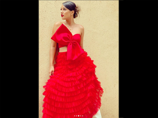 Look #3. The Actress Paints The Town Red