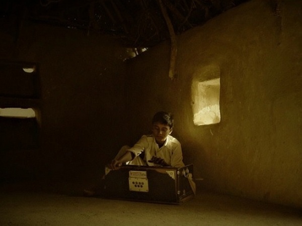 Pearl of the Desert (Maru ro Moti) | Dir. Pushpendra Singh | India, South Korea | 2019 | 82 min
