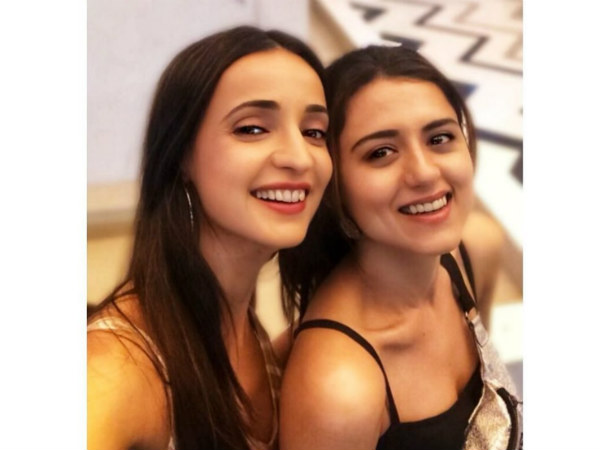 Ridhi Wishes The Birthday Girl