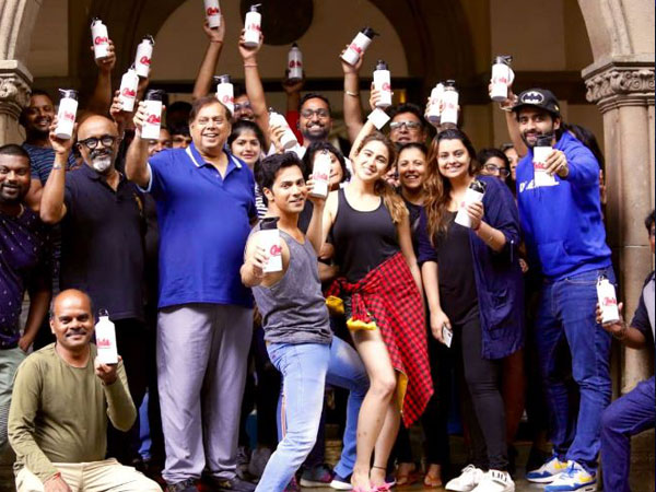 PM Modi Praises Coolie No. 1 Team For Backing Up Ban On Single-use Plastic PM Modi Praises Coolie No. 1 Team For Backing Up Ban On Single-use Plastic