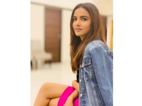 Jasmin Bhasin & Rahul Vaidya Approached!