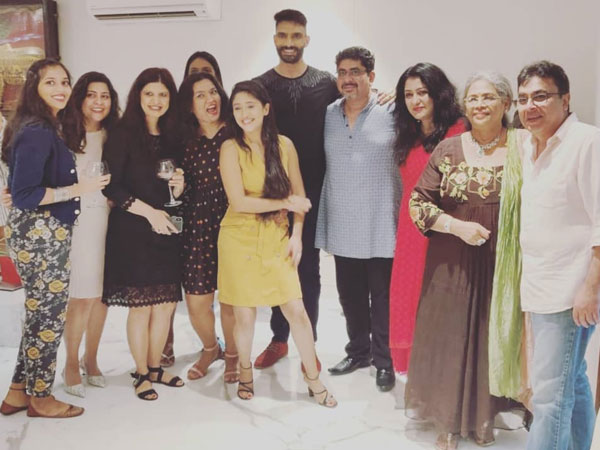 Team Enjoys The Screening Of The 3,000th Episode