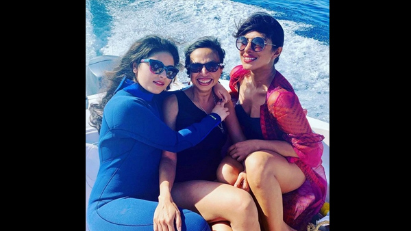 Shonali Bose Too Agreed With Priyanka Chopra