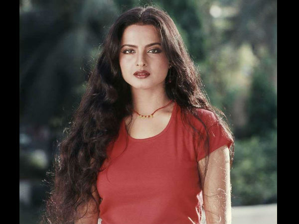 rekha-says-she-talk-to-the-lord-shiva-her-prayers-are-not-about-aartis rekha-says-she-talk-to-the-lord-shiva-her-prayers-are-not-about-aartis