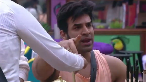 Bigg Boss 13 Day 2 Live: Chai Debate Turns Into Argument Bigg Boss 13 Day 2 Live: Chai Debate Turns Into Argument