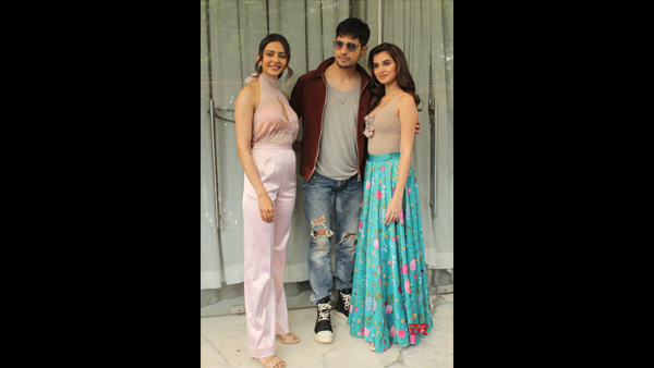 Why Sidharth Malhotra Has No Advice For Tara Sutaria?