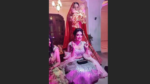 Did The Kaleera Fall On Anjum?