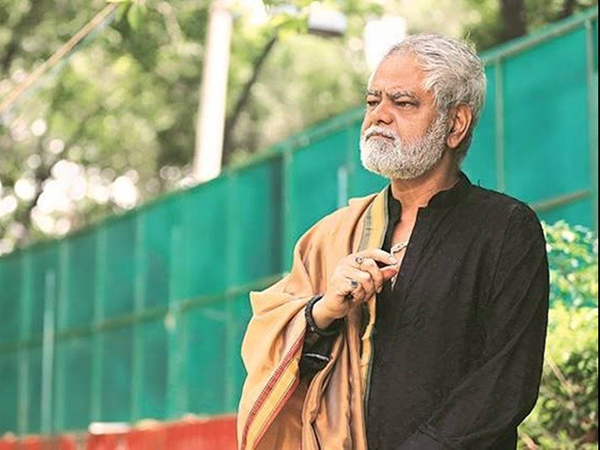With the changing senario, impressive and strong roles are being written for character actors now in Bollywood films. Are you glad with this positive change?