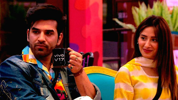 Paras & Mahira Roped In For A Music Video!