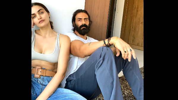 Coronavirus Scare| Arjun Rampal Is Stuck In Karjat With His Family -  Filmibeat