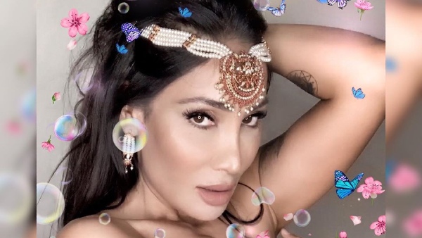 Sofia Calls Herself Goddess!