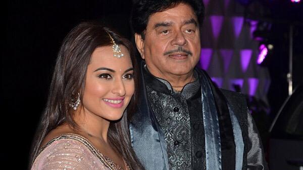 Shatrughan Sinha Defends Daughter Sonakshi Sinha Asks Who Made Mukesh Khanna Ramayan Expert Filmibeat