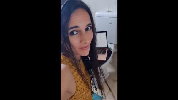 Tara Sharma Forced To Work From Bathroom Amidst Lockdown Tara Sharma Forced To Work From Bathroom Amidst Lockdown