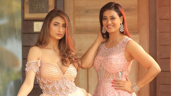 Palak On Shweta Performing Bold Scenes