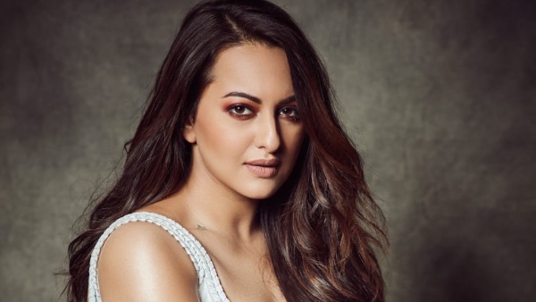sonakshi-sinha-extends-her-support-to-raise-money-for-ppe-kits-for-healthcare-workers sonakshi-sinha-extends-her-support-to-raise-money-for-ppe-kits-for-healthcare-workers