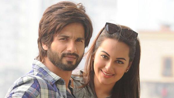 Sonakshi On Old Relationship Rumours With Shahid Kapoor Sonakshi On Old Relationship Rumours With Shahid Kapoor