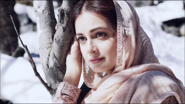 3) Dia Mirza