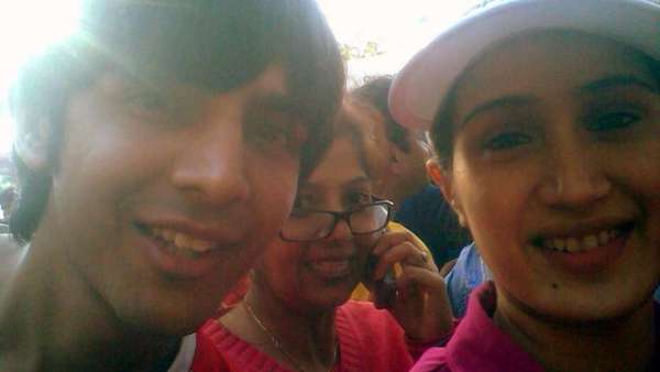Kartik's Throwback Picture With Sagarika