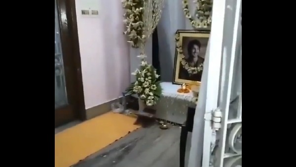 Fans Get Emotional After Seeing Pictures From Sushant's Prayer Meet