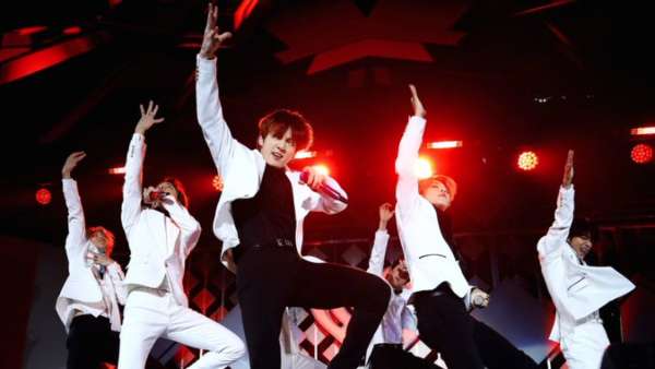 K-Pop Stans Spammed Hashtags With Fancams And Memes