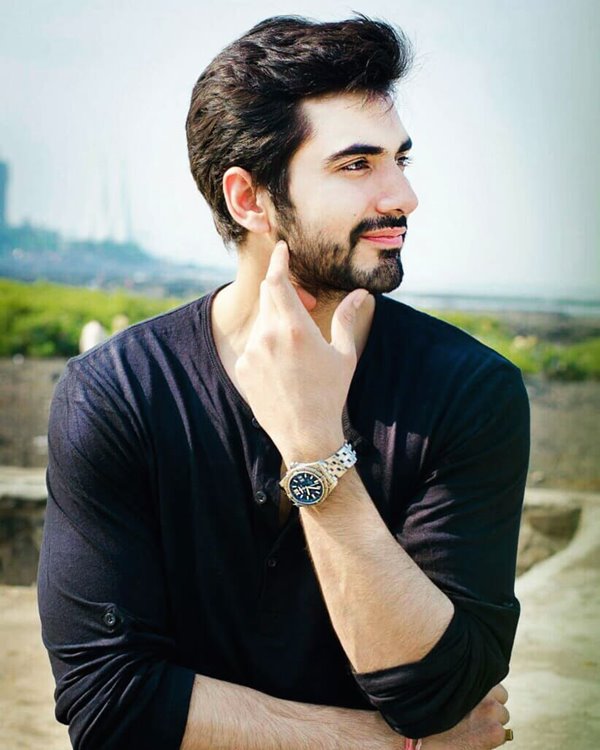 3. Your character in Paatal Lok, Imran Ansari, is balanced and deals with situations in a mature manner. How much of Imran is you?