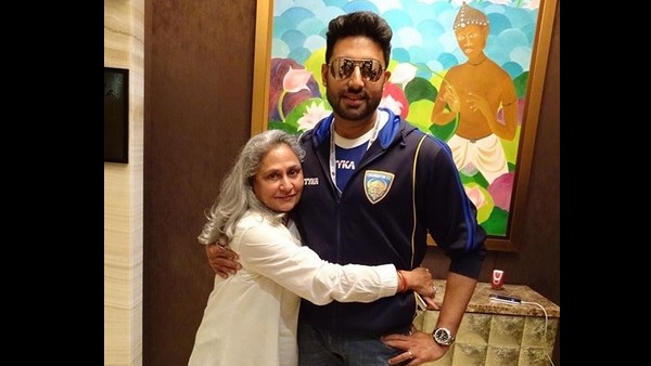 When Abhishek Shared Screen Space With Mom Jaya Bachchan For The First Time