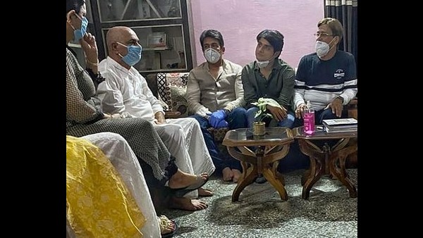 Sushant Singh Rajput's Family Upset With Shekhar Suman And Sandip Ssingh