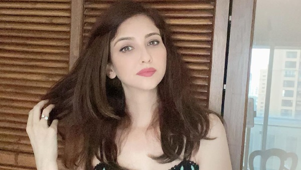 The Actress Says…