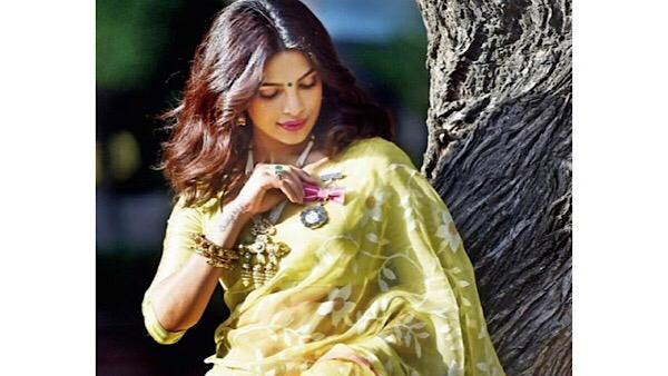 Priyanka Lends Support To Weavers And Artisans