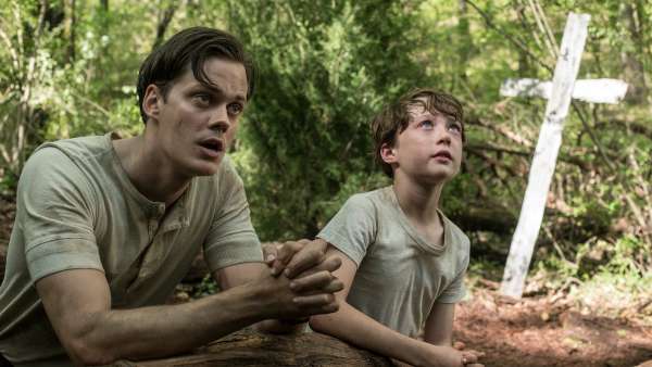 Bill Skarsgård As Willard Russell