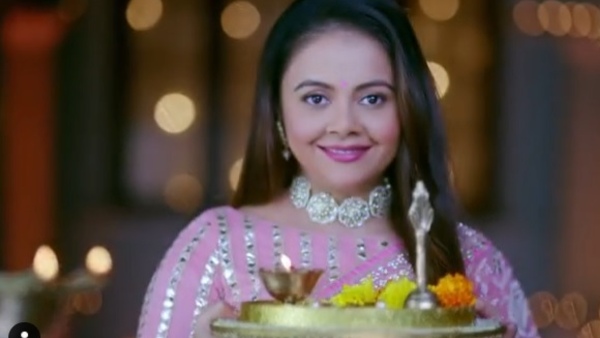 https://www.filmibeat.com/img/2020/09/xdevoleena-1598966231.jpg.pagespeed.ic.V8Lu19Z2nw.jpg