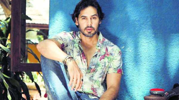 Dino Morea On Why He Took A Step Back From Movies: Felt Like I Was Digging My Grave Dino Morea On Why He Took A Step Back From Movies: Felt Like I Was Digging My Grave