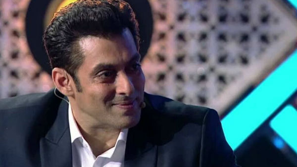 https://www.filmibeat.com/img/2020/09/xsalman-karan-4-1600065511.jpg.pagespeed.ic.v8GoKIlN4i.jpg