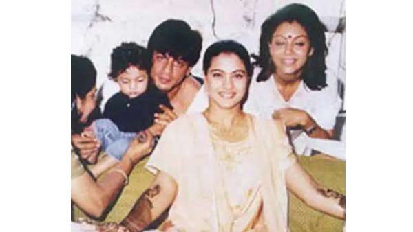 Gauri And SRK At Kajol's Mehendi