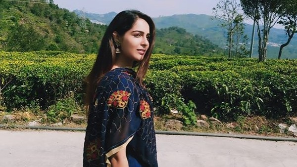 Malvi Malhotra Undergoes Plastic Surgery; Says It Might Take 2-3 Months Before She's Alright He Once Waited For 10 Hours Outside Her Building